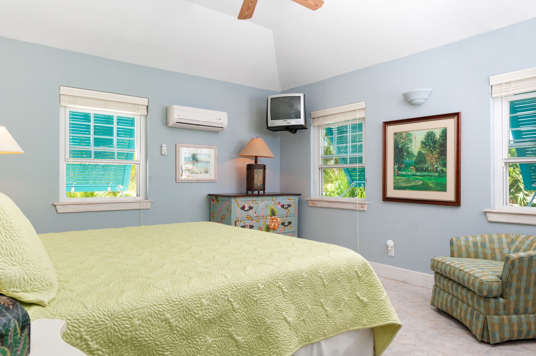 Serenity House villa photo.